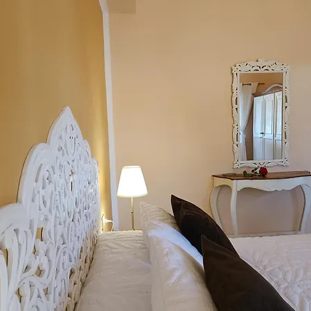 Home2Book Las Tinajas B, Charming Stay