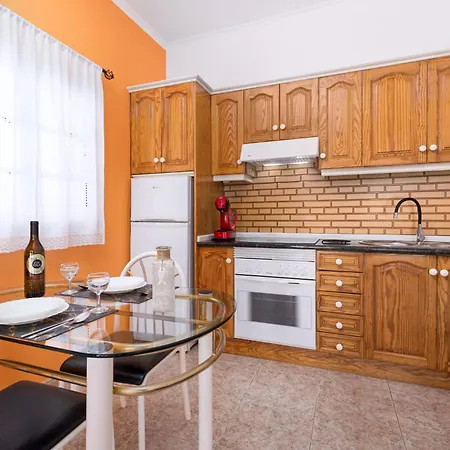 Prázdninový dům Home2book Tinajas B, Charming Triquivijate